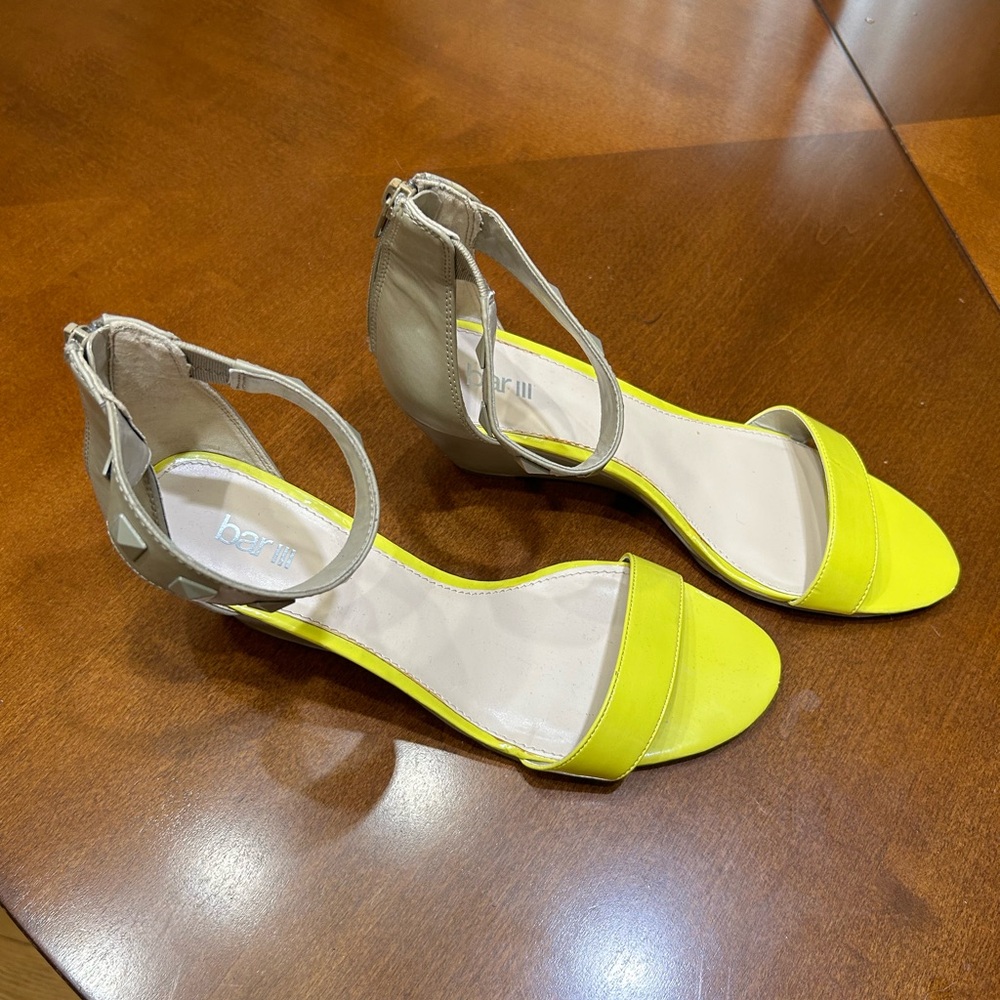 Bar lll wedge sandal